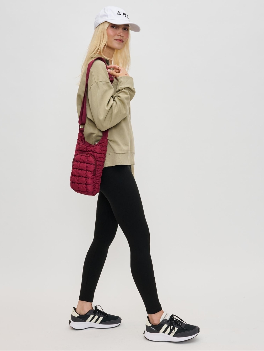 🆕️ Simply Southern Quilted Puff Bottle Crossbody Bag | Black Travel Hiking Boho